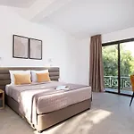 Cocoon Ocean Luxury Escape