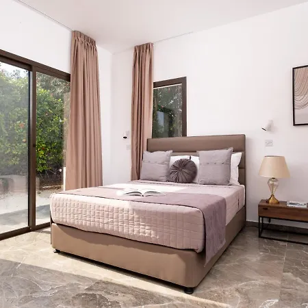 Cocoon Ocean Luxury Escape *