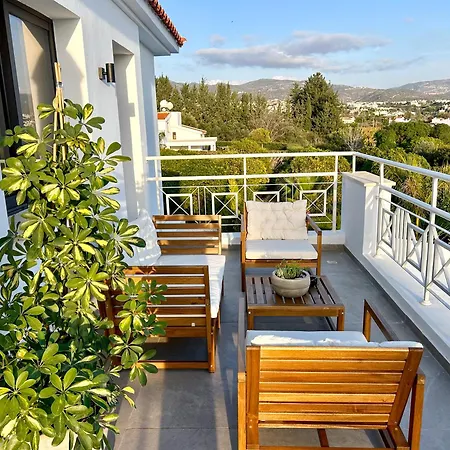 Cocoon Ocean Luxury Escape *