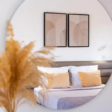Cocoon Ocean Luxury Escape