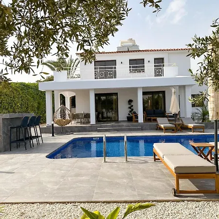 Villa Cocoon Ocean Luxury Escape