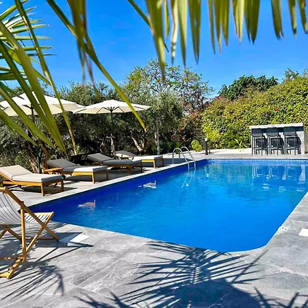 Villa Cocoon Ocean Luxury Escape Peyia