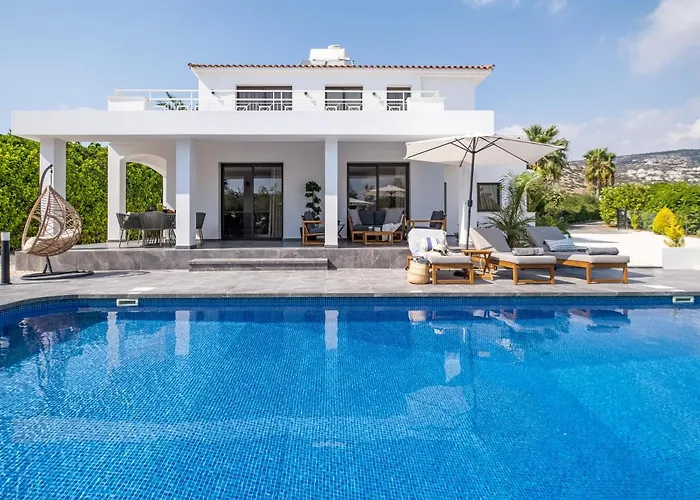 Cocoon Ocean Luxury Escape *