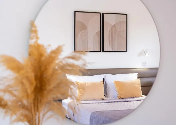 Cocoon Ocean Luxury Escape