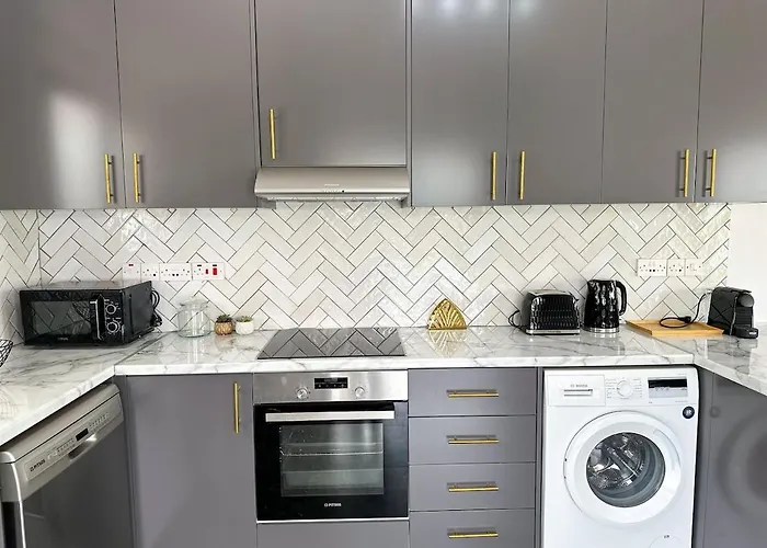 Cocoon Ocean Luxury Escape